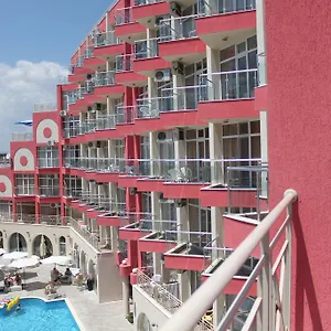 Hotel apartamentowy Rose Garden Omax